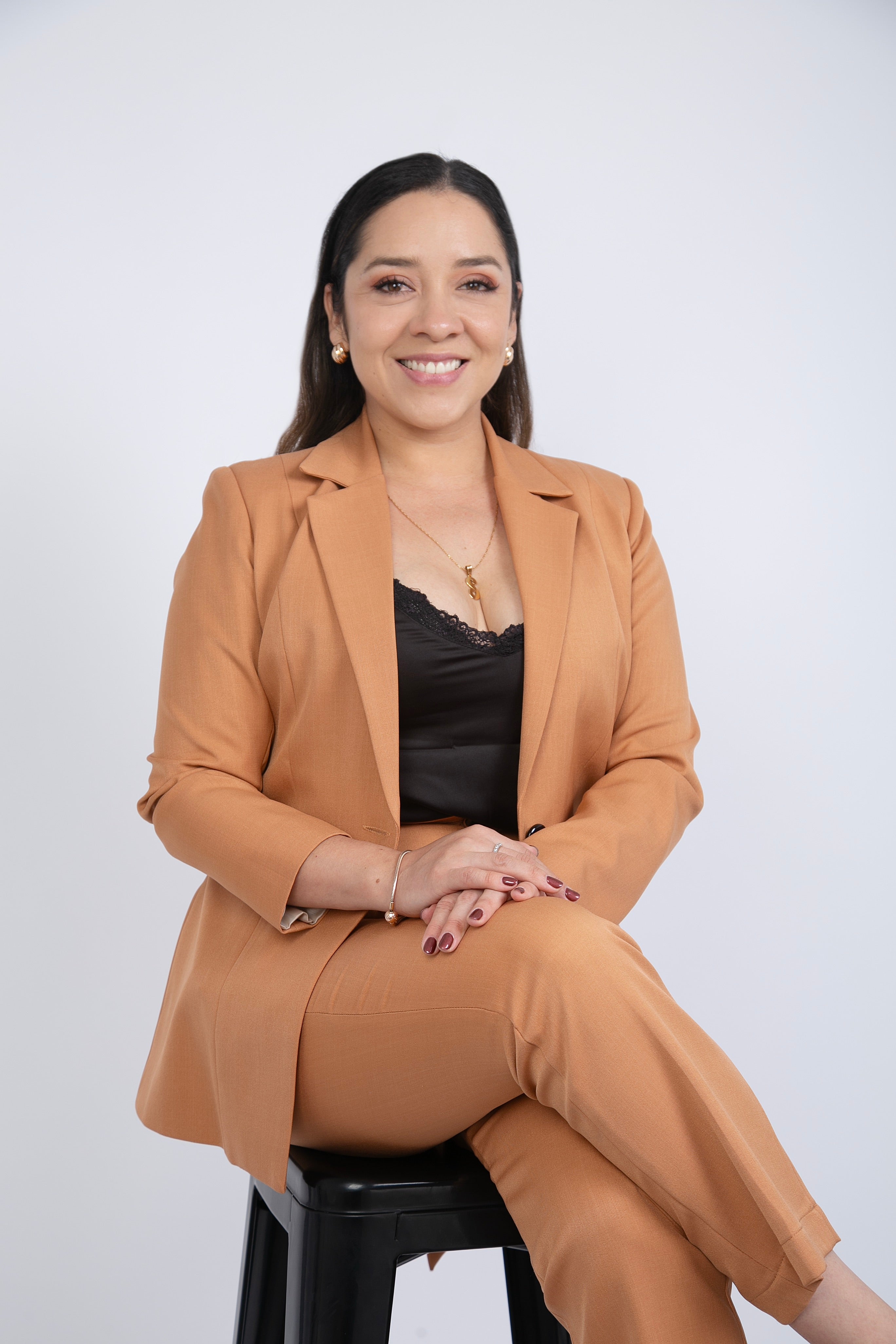 Paquete Linkedin 3 - Sesión de fotos profesional - Versión Premiun